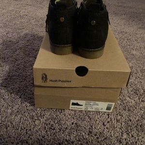 Hush Puppies Mazin Cayto ankle booties. 9.5 Wide.